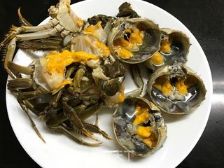 汁浓味鲜的香辣蟹的做法步骤:3