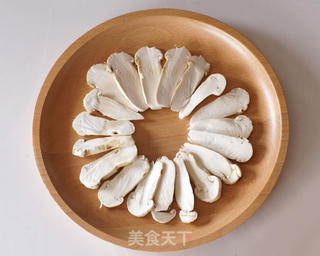 黄油煎松茸的做法步骤：2
