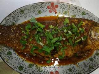 红油豆瓣酱烧鲤鱼的做法步骤:20