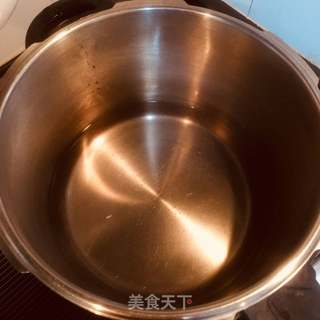 冰糖雪梨的做法步骤:3