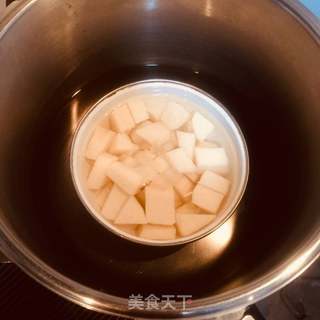 冰糖雪梨的做法步骤:4