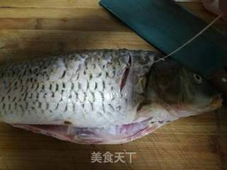 红油豆瓣酱烧鲤鱼的做法步骤:3