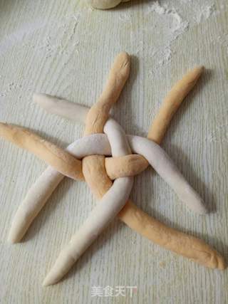 绣球馒头的做法步骤:4