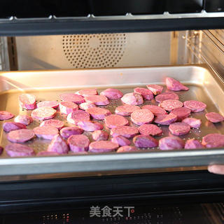 人月两团圆——紫薯冰皮月饼的做法步骤:12