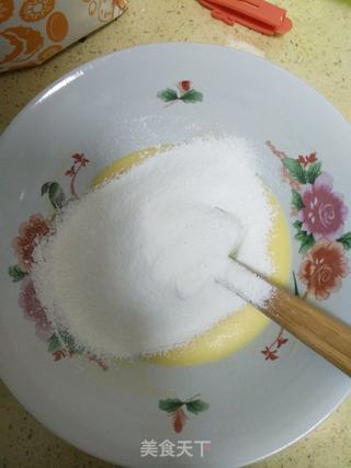 淋面酸奶蛋糕的做法步骤:3