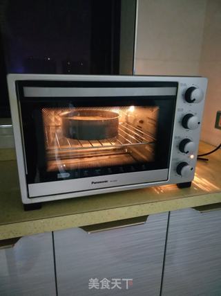 淋面酸奶蛋糕的做法步骤:12