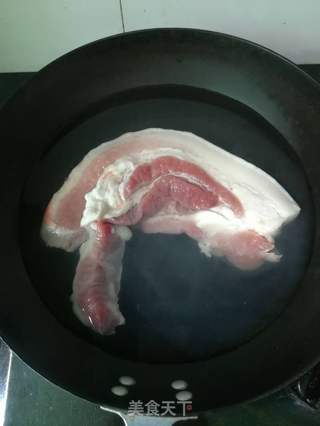 把子肉的做法步骤:2