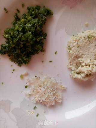 宝宝辅食鸡蛋蔬菜软饼的做法步骤:2