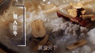【小森妈妈菜谱】秋季靓汤-沙参玉竹雪梨银耳煲排骨的做法步骤:6