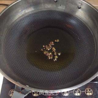 宫保鸡丁的做法步骤：12