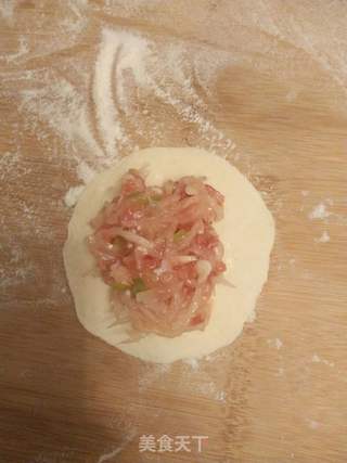 猪肉白萝卜馅包子的做法步骤:10