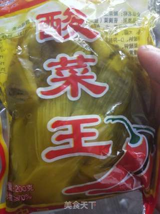 酸菜五花肉炖粉条的做法步骤:3