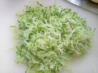 猪肉萝卜包的做法步骤:7