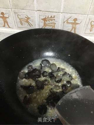 糟溜巴沙鱼片的做法步骤:5