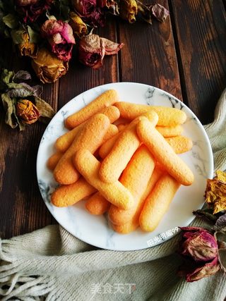 蛋黄手指饼干的做法步骤:18