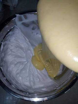 橙汁戚风蛋糕的做法步骤:11