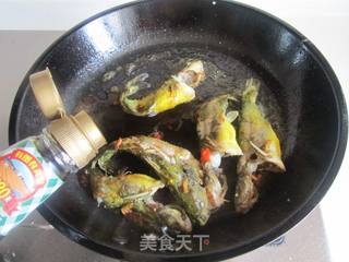 豆腐炖黄骨鱼的做法步骤:5