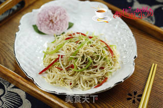 豆芽炒干丝的做法步骤:8