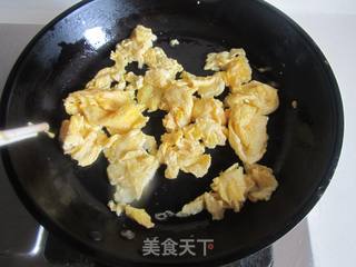 青椒洋葱炒鸡蛋的做法步骤:4