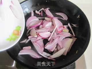 青椒洋葱炒鸡蛋的做法步骤:5