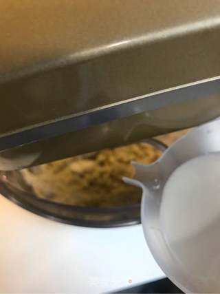 正宗奥尔良鸡腿堡的做法步骤:9