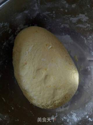 蝴蝶南瓜馒头的做法步骤:5