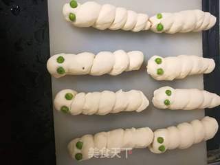 毛毛虫花卷的做法步骤:10