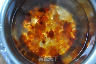 饭后甜品--(美容-健康-美味)酸奶桃胶的做法步骤:2