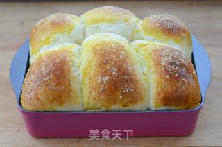 草莓酱椰蓉餐包的做法步骤:8