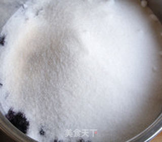 蓝莓果酱的做法步骤:2