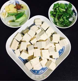 炖菜之逛鱼炖豆腐的做法步骤:2
