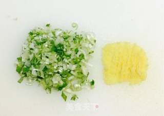 猪肉茴香包子的做法步骤:2