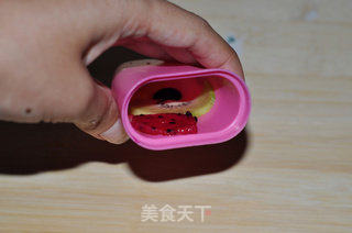 果缤纷冰棍的做法步骤：2