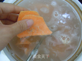 秋燥多喝粥---地瓜粥的做法步骤:4
