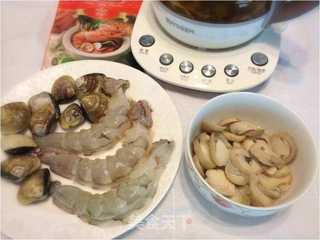 冬阴功汤的做法步骤:2