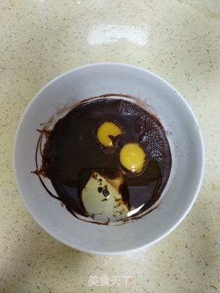 可可咕咕霍夫戚风的做法步骤:2