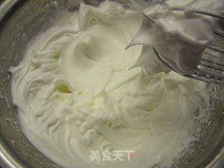 做个跟苹果6有关的--彩绘小苹果蛋糕卷的做法步骤:10