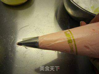 做个跟苹果6有关的--彩绘小苹果蛋糕卷的做法步骤:14