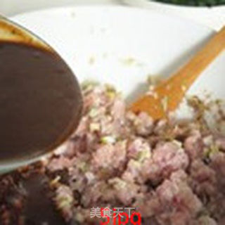 怎样调出美味猪肉馅的做法步骤:3