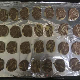 条纹午茶饼干的做法步骤:9