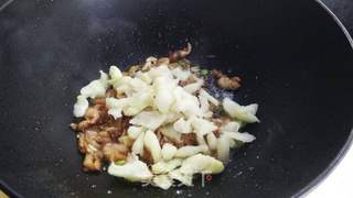 柚子皮炒肉的做法步骤:9