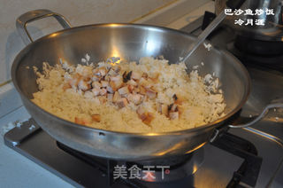 简单美味的巴沙鱼炒饭的做法步骤:15
