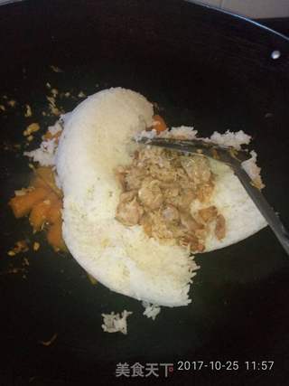 金瓜炒饭的做法步骤:13