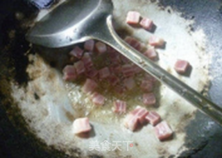 咸五花肉茭白炒毛豆的做法步骤:5