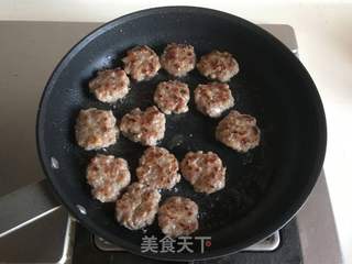 豆腐炖肉丸的做法步骤：4