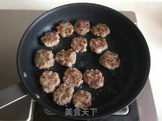 豆腐炖肉丸的做法步骤:4