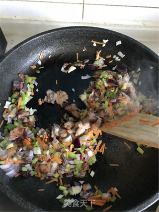 肉末蔬菜炒饭的做法步骤：3