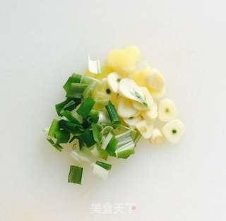 猪肉酸菜炖粉条的做法步骤:3