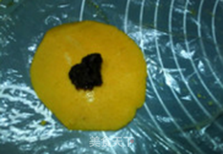 豆沙枣泥红薯茶巾绞的做法步骤:9