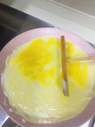 煎饼果子的做法步骤:3